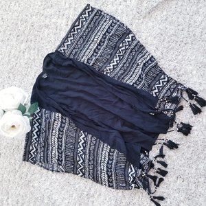 Black and White Patterned Boho Kimono